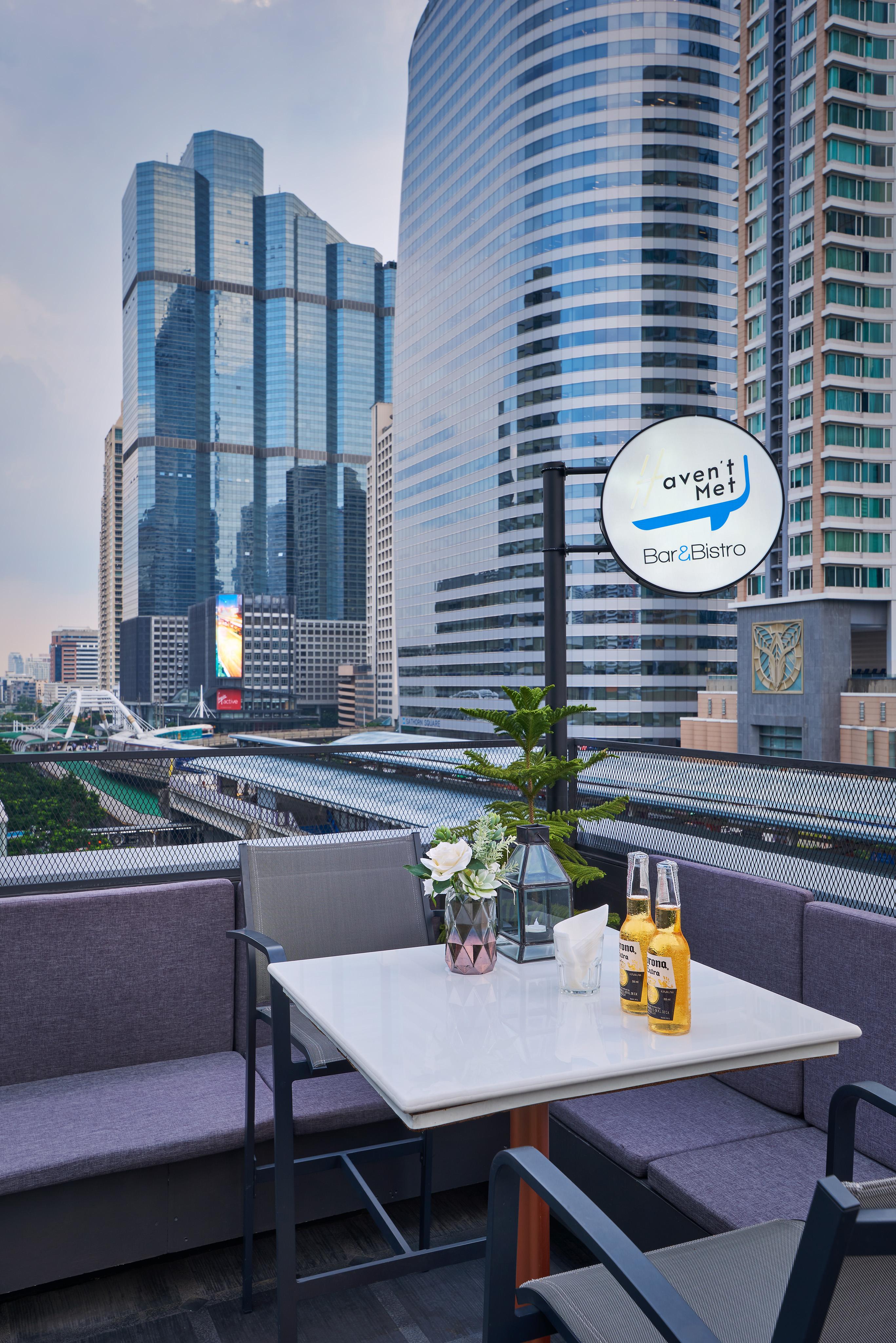 Sora Hotel Silom Bangkok Dış mekan fotoğraf