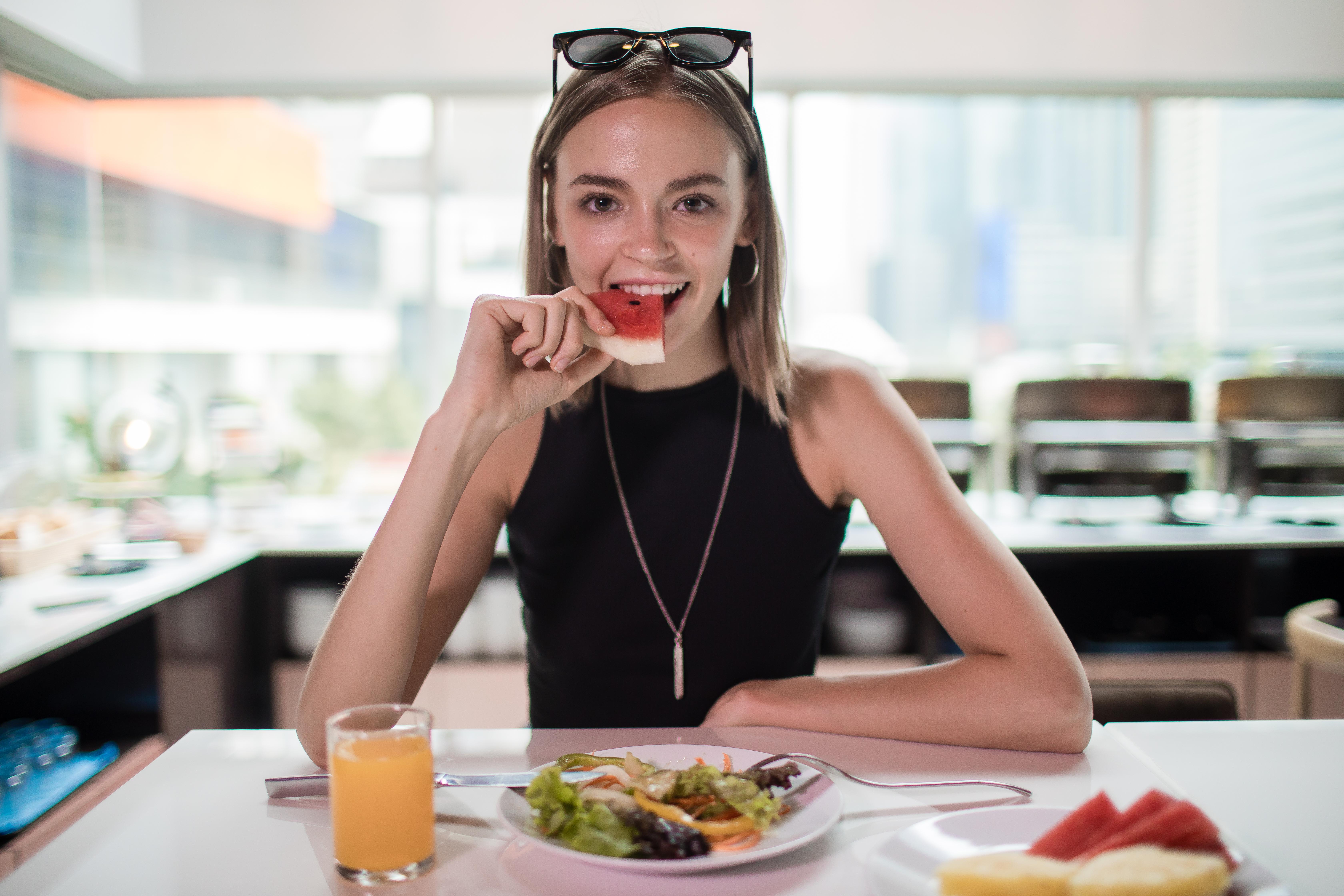 Sora Hotel Silom Bangkok Dış mekan fotoğraf