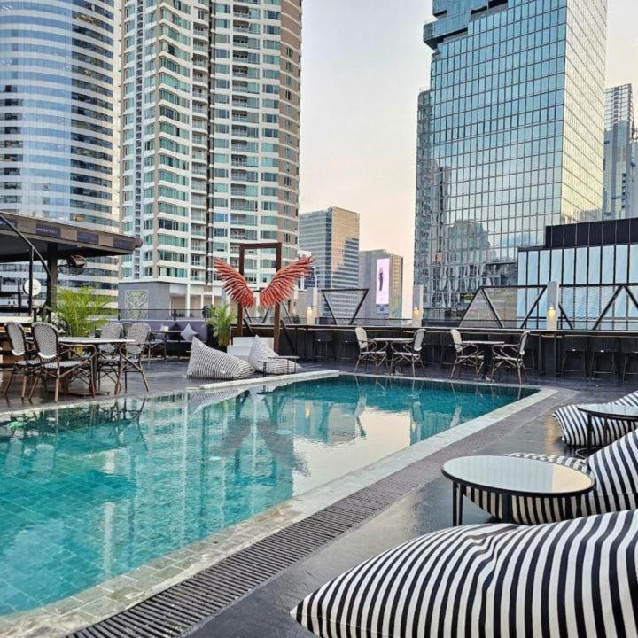 Sora Hotel Silom Bangkok Dış mekan fotoğraf